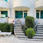 Veronika Hotel 3*
