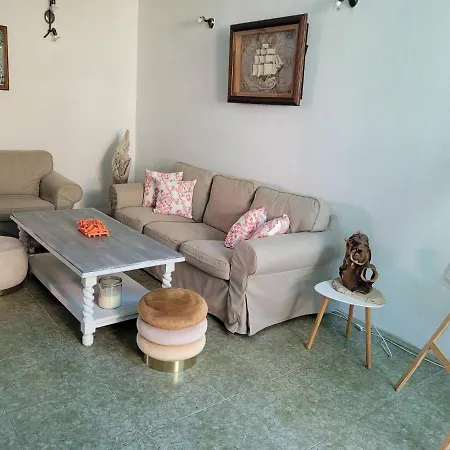 Veronika クラネヴォ